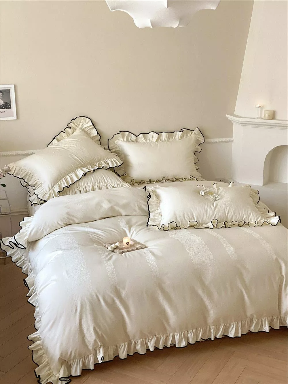 Transform your bedroom into a sanctuary with this stunning set, featuring delicate ruffled edges and plush textures for ultimate comfort and style.